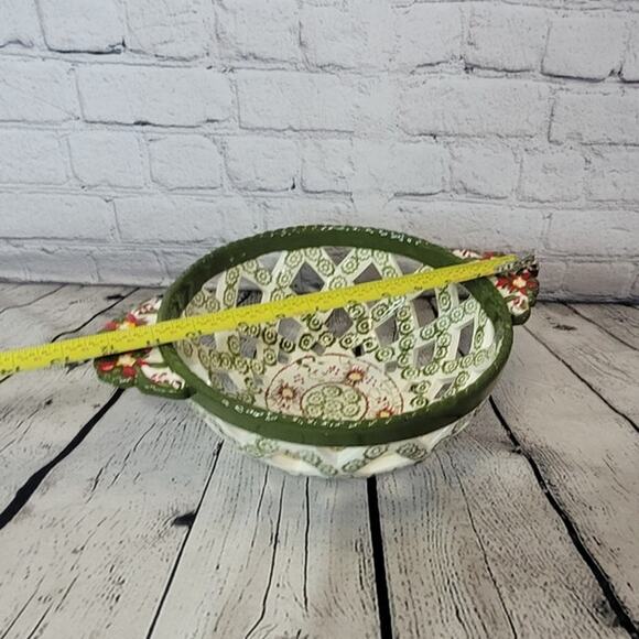 Temptations Ovenware By Tara Old World Green Red Holiday Round Bread Basket Bowl - Picture 5 of 6